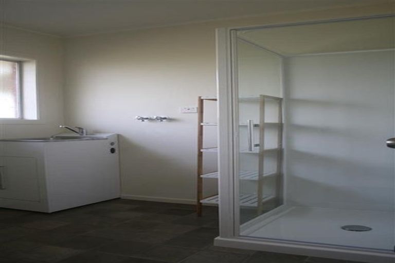 Photo of property in 18a Brian Crescent, Stanmore Bay, Whangaparaoa, 0932