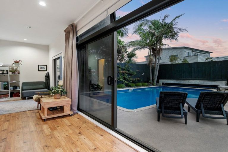 Photo of property in 166 Valley Road, Mount Maunganui, 3116