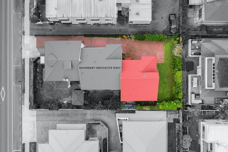 Photo of property in 1/34 Marine Parade, Mount Maunganui, 3116