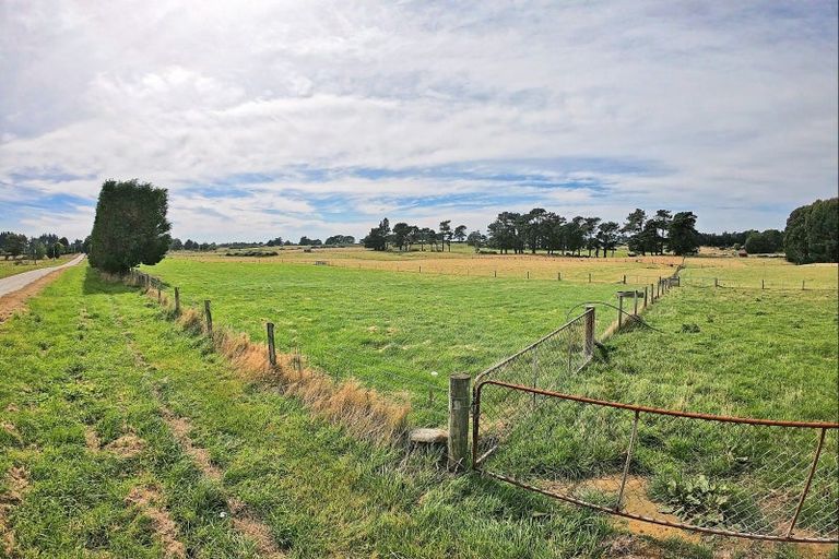 Photo of property in 21 Walker Street, Bluff, 9814