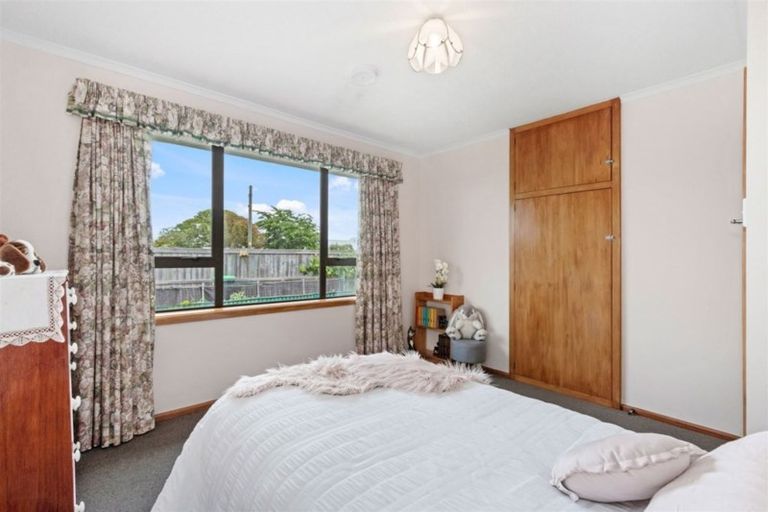 Photo of property in 51 Moffett Street, Islington, Christchurch, 8042