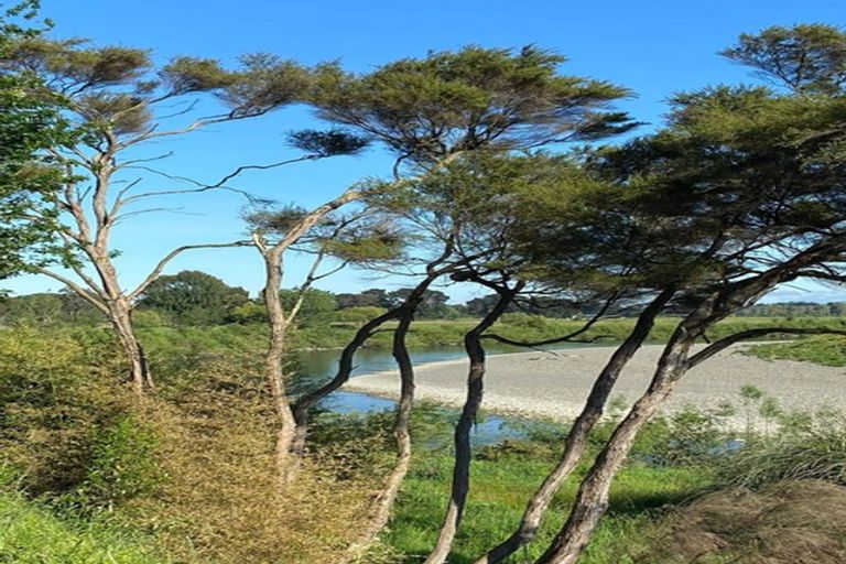 Photo of property in 203 Fitzherbert East Road, Aokautere, 4471