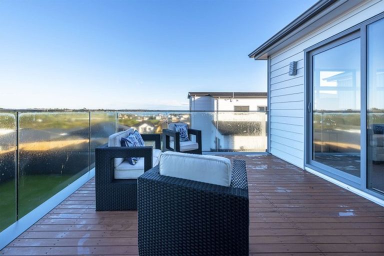 Photo of property in 57 Eighth View Avenue, Beachlands, Auckland, 2018