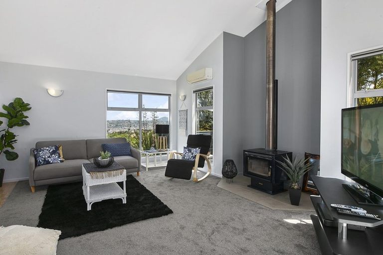 Photo of property in 213 Somerville Street, Shiel Hill, Dunedin, 9013