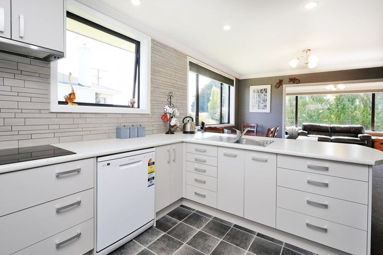 Photo of property in 20 Liemen Street, Otautau, 9610