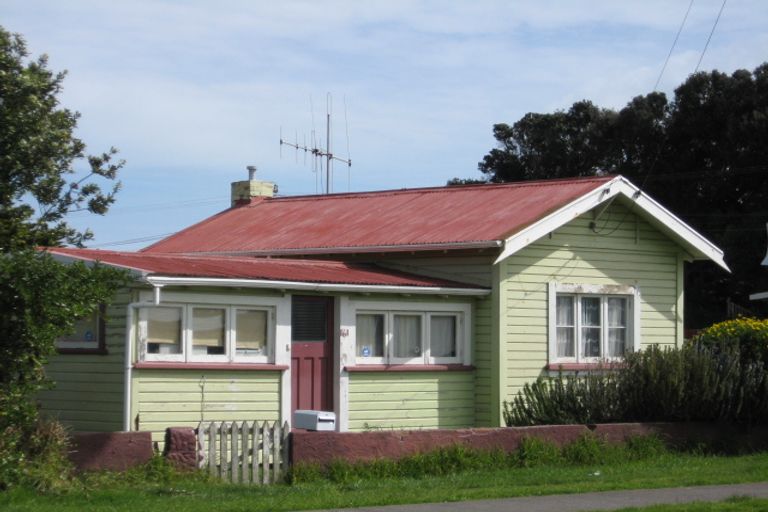 Photo of property in 161 Cornfoot Street, Castlecliff, Whanganui, 4501