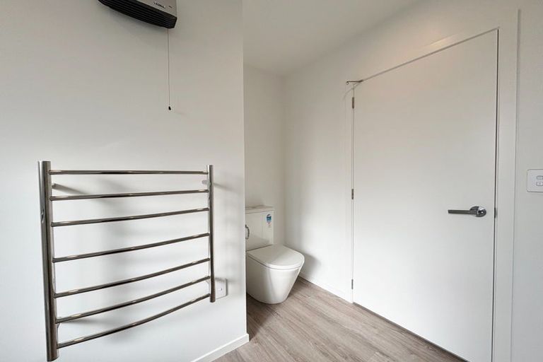 Photo of property in 5 Peak Lane, Halswell, 8025