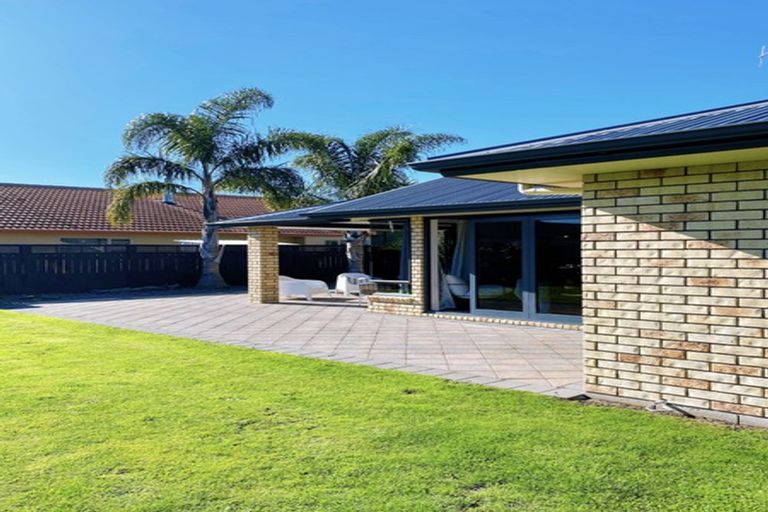 Photo of property in 22 Westminster Place, Rototuna North, Hamilton, 3210