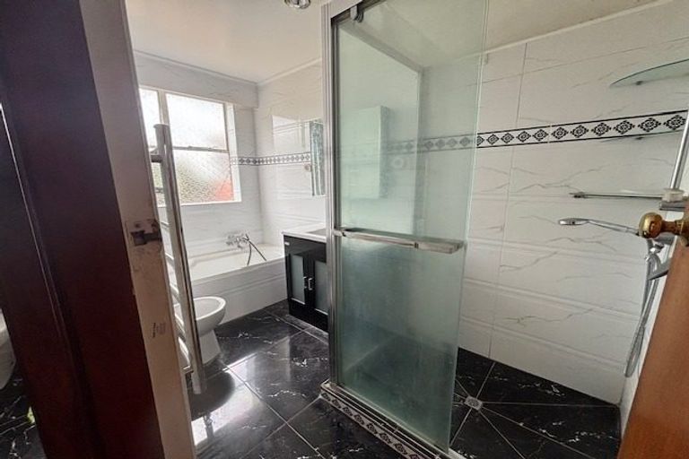 Photo of property in 30 Udys Road, Pakuranga, Auckland, 2010