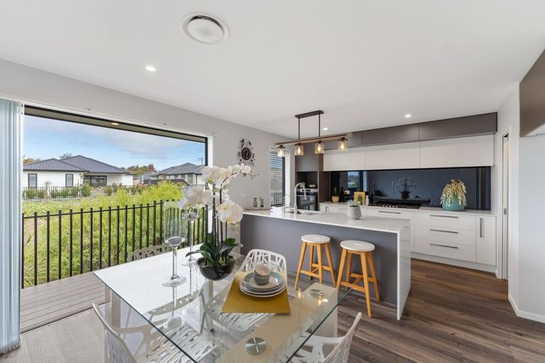 Photo of property in 19 Whitburn Avenue, Halswell, Christchurch, 8025