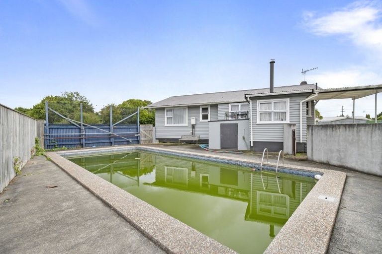 Photo of property in 13 Flower Street, Bulls, 4818