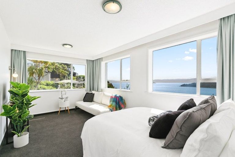 Photo of property in Grafon Court Flats, 3/53 Grafton Road, Roseneath, Wellington, 6011