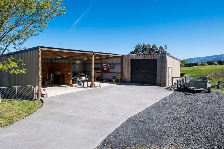 Photo of property in 300 Tirohanga Road, North Taieri, Mosgiel, 9092
