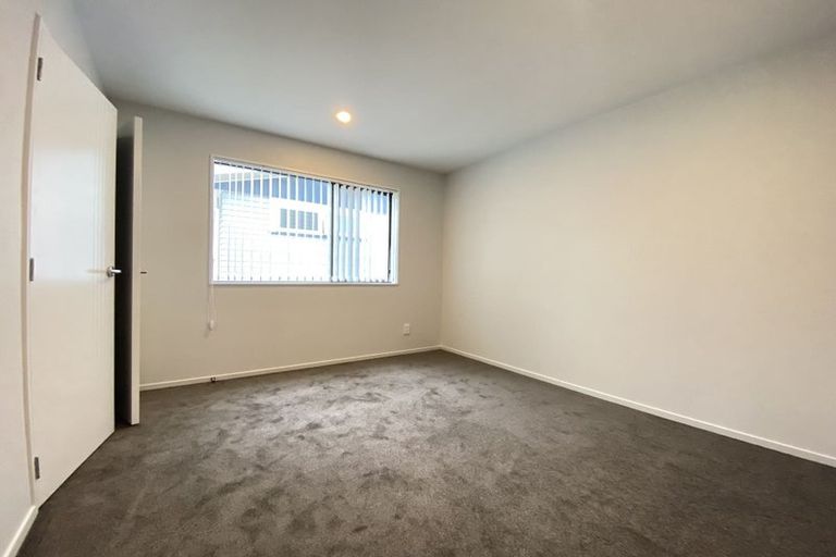 Photo of property in 36 Tihema Lane, Westgate, Auckland, 0614