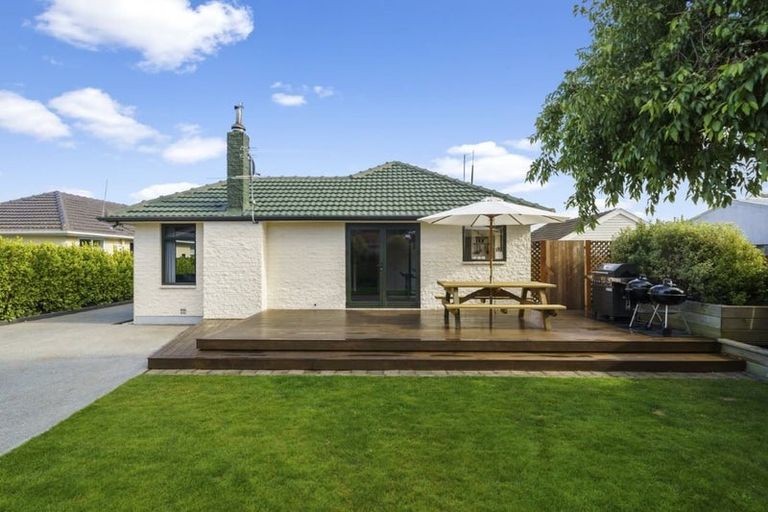 Photo of property in 3 Wolsey Place, Hillmorton, Christchurch, 8025