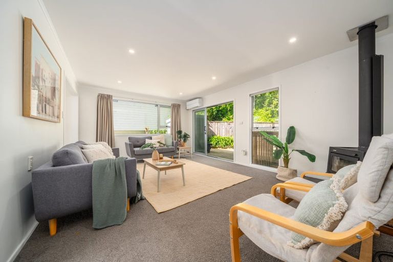 Photo of property in 20 Westhaven Drive, Tawa, Wellington, 5028