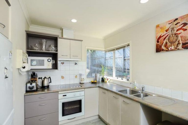 Photo of property in 8 Rush Creek Drive, Westgate, Auckland, 0614