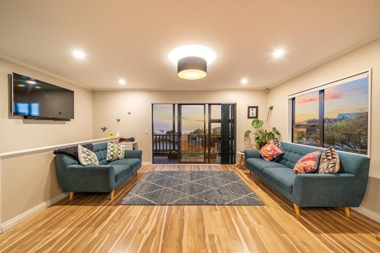 Photo of property in 2/75 Eskdale Road, Papakowhai, Porirua, 5024