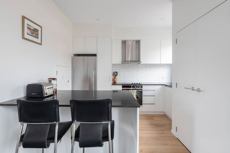 Photo of property in 23 Paeroa Street, Newtown, Wellington, 6021