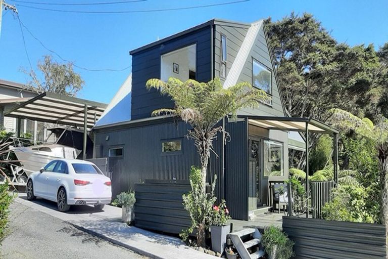 Photo of property in 100c Greenslade Road, Raglan, 3295