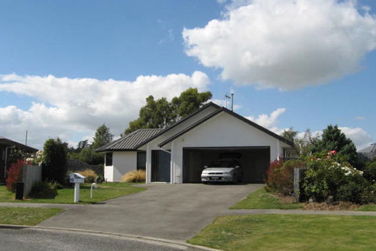 Photo of property in 8 Oldham Place, Darfield, 7510