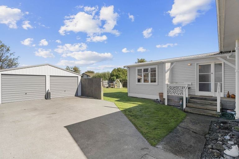 Photo of property in 4 Humphries Street, Greytown, 5712