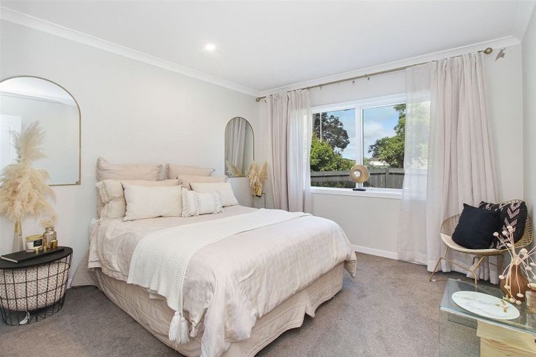 Photo of property in 28a Torkar Road, Clarks Beach, 2122