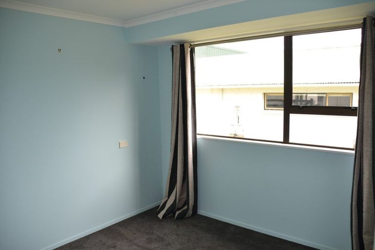 Photo of property in 580 Burtt Road, Runciman, Drury, 2578