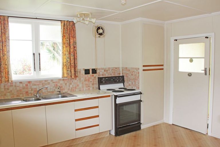 Photo of property in 15 Kent Street, Oamaru North, Oamaru, 9400