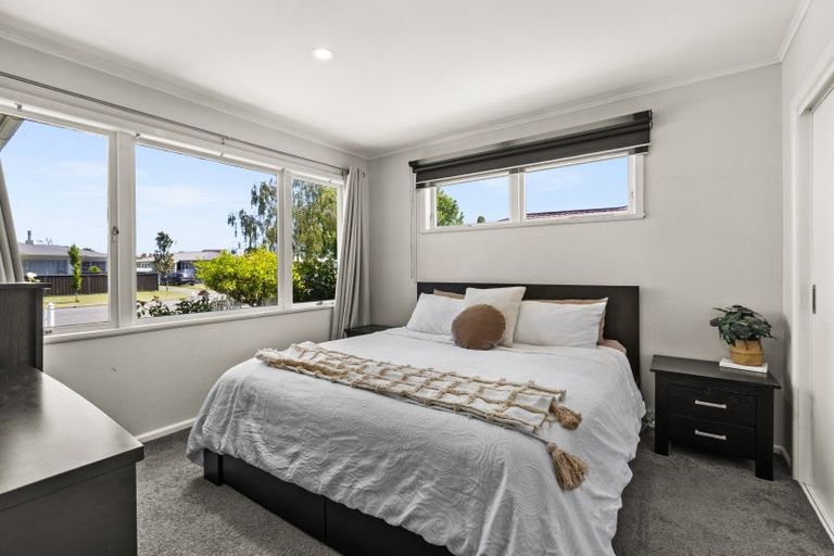 Photo of property in 21 Bill Hercock Street, Pirimai, Napier, 4112