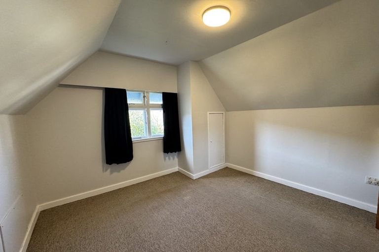 Photo of property in 61 Endeavour Street, Lyall Bay, Wellington, 6022