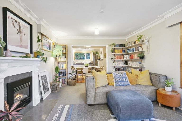 Photo of property in 34a Poto Road, Normandale, Lower Hutt, 5010