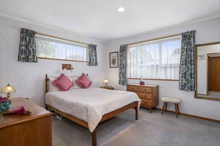 Photo of property in 38 Burgess Street, Green Island, Dunedin, 9018