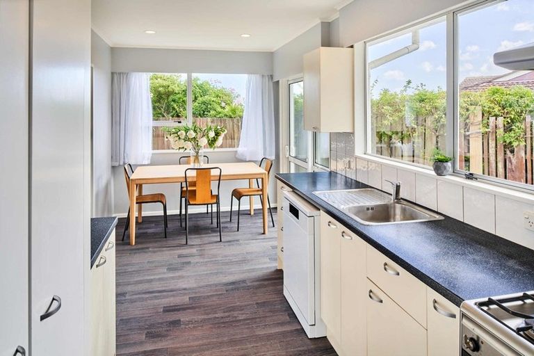 Photo of property in 9 Clipper Street, Titahi Bay, Porirua, 5022