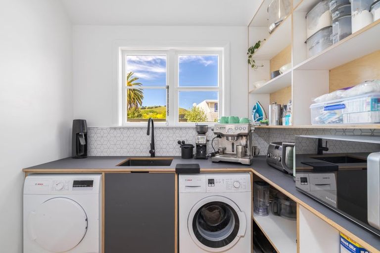 Photo of property in 60 Wilsons Road, Saint Martins, Christchurch, 8022