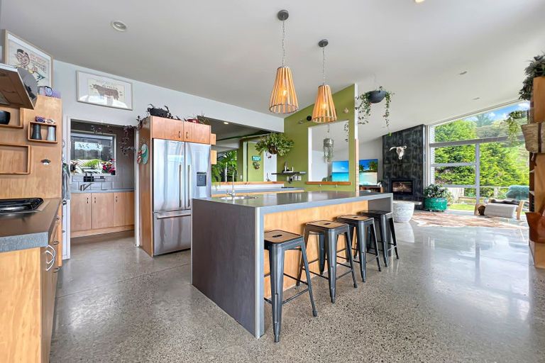 Photo of property in 92 Withy Road, Manawahe, Whakatane, 3193