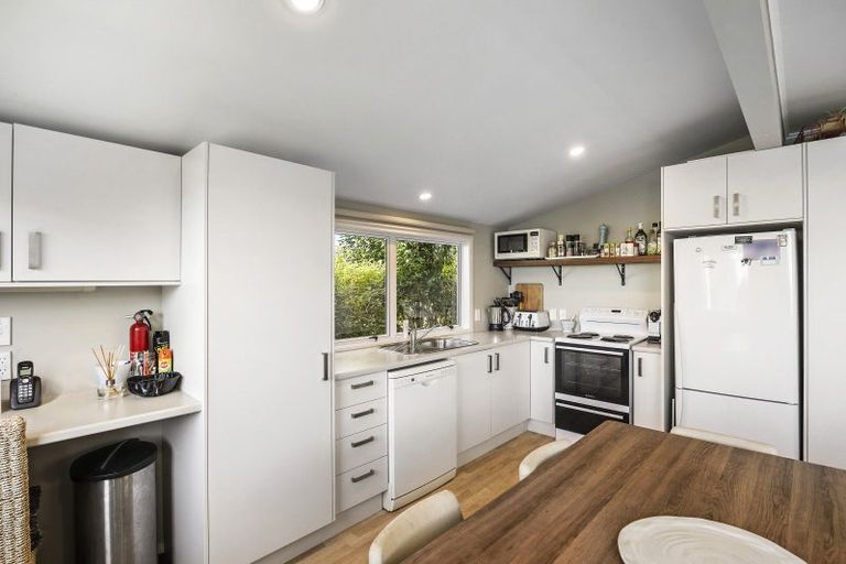 Photo of property in 127 Howard Road, Orere Point, 2585