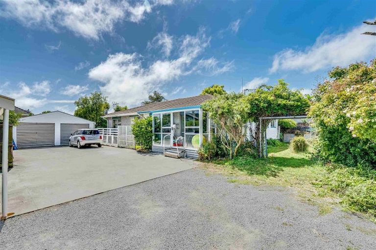 Photo of property in 1/136 Wainoni Road, Avondale, Christchurch, 8061