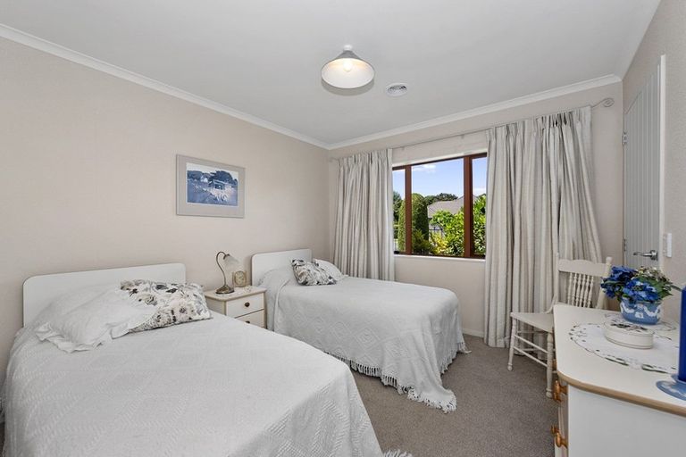 Photo of property in 2 Callum Brae Drive, Rototuna, Hamilton, 3210