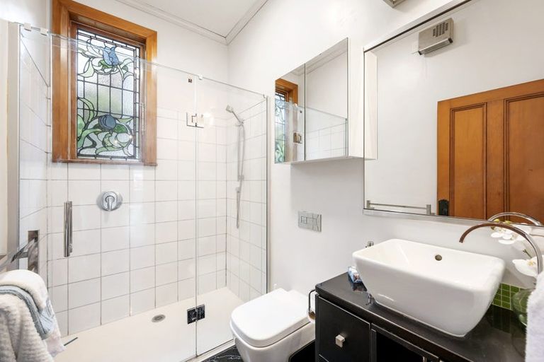 Photo of property in 35 Plunket Street, Kelburn, Wellington, 6012