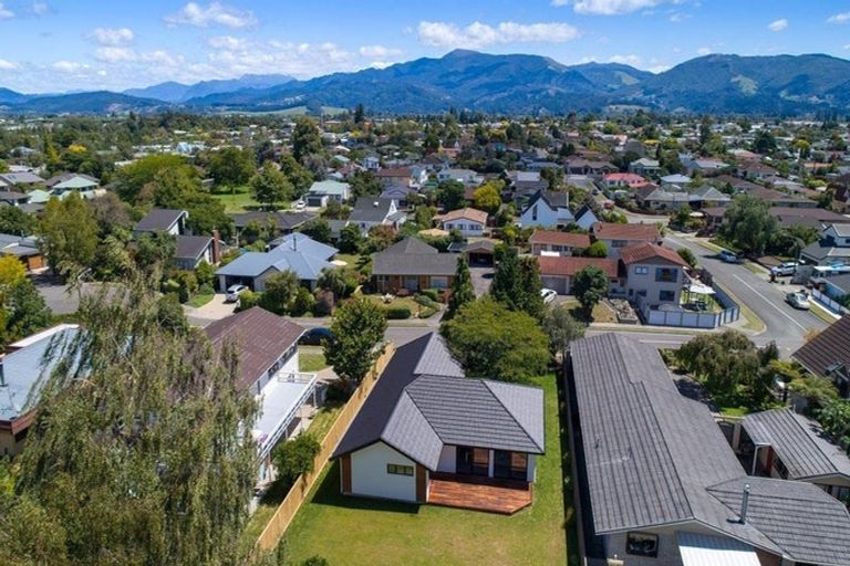 Photo of property in 12 Teece Drive, Motueka, 7120