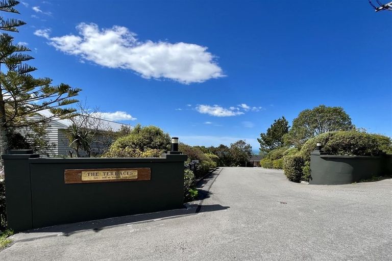 Photo of property in 351 Mount Pleasant Road, Mount Pleasant, Christchurch, 8081