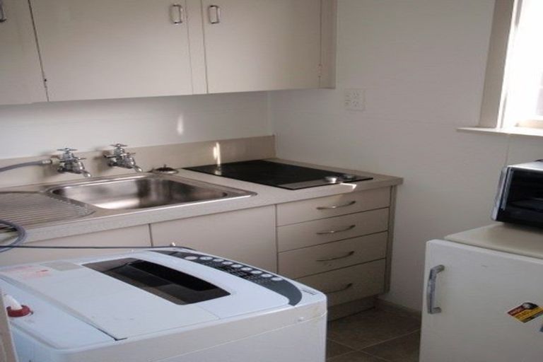 Photo of property in 1/65 Caledonian Road, St Albans, Christchurch, 8014