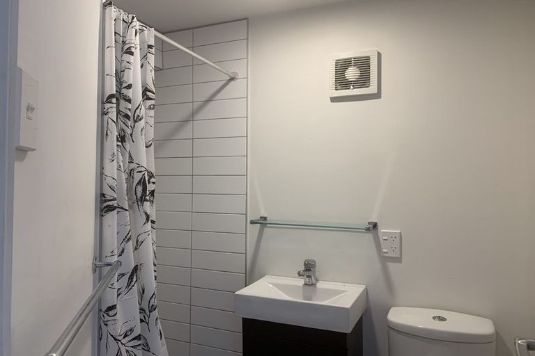 Photo of property in 1/163 Titirangi Road, New Lynn, Auckland, 0600