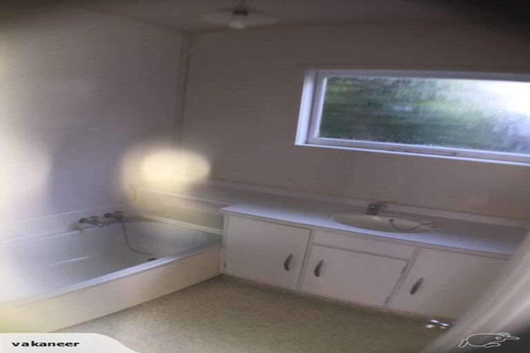 Photo of property in 14 Atlanta Grove, Brooklyn, Wellington, 6021