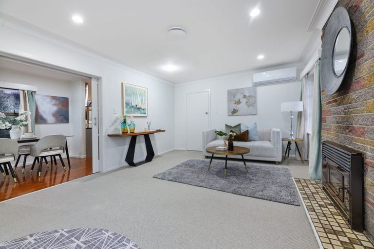 Photo of property in 22 Chilcott Road, Henderson, Auckland, 0612