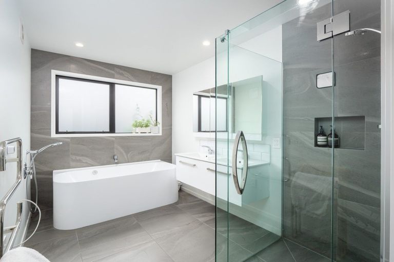 Photo of property in 19 Cumberland Road, Lower Shotover, Queenstown, 9304