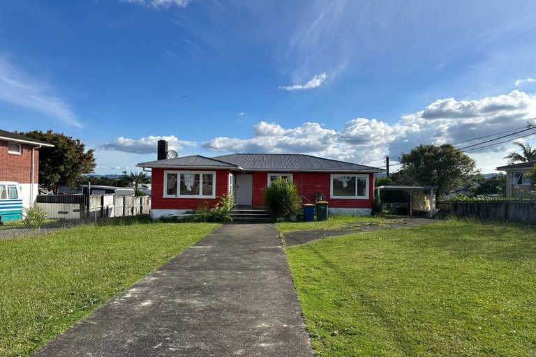 Photo of property in 105 Royal Road, Massey, Auckland, 0614