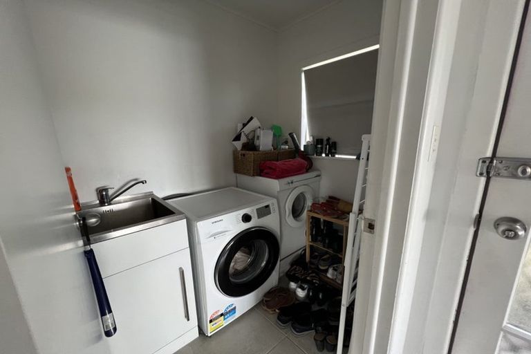 Photo of property in 157a Carlisle Road, Northcross, Auckland, 0632