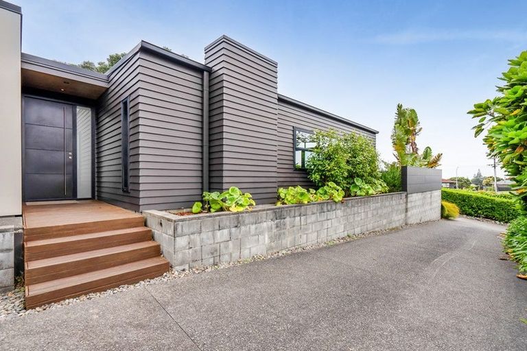 Photo of property in 43 Nugent Street, Bell Block, New Plymouth, 4312